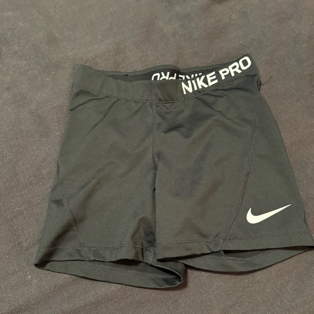 Nike Pro - Women Shorts